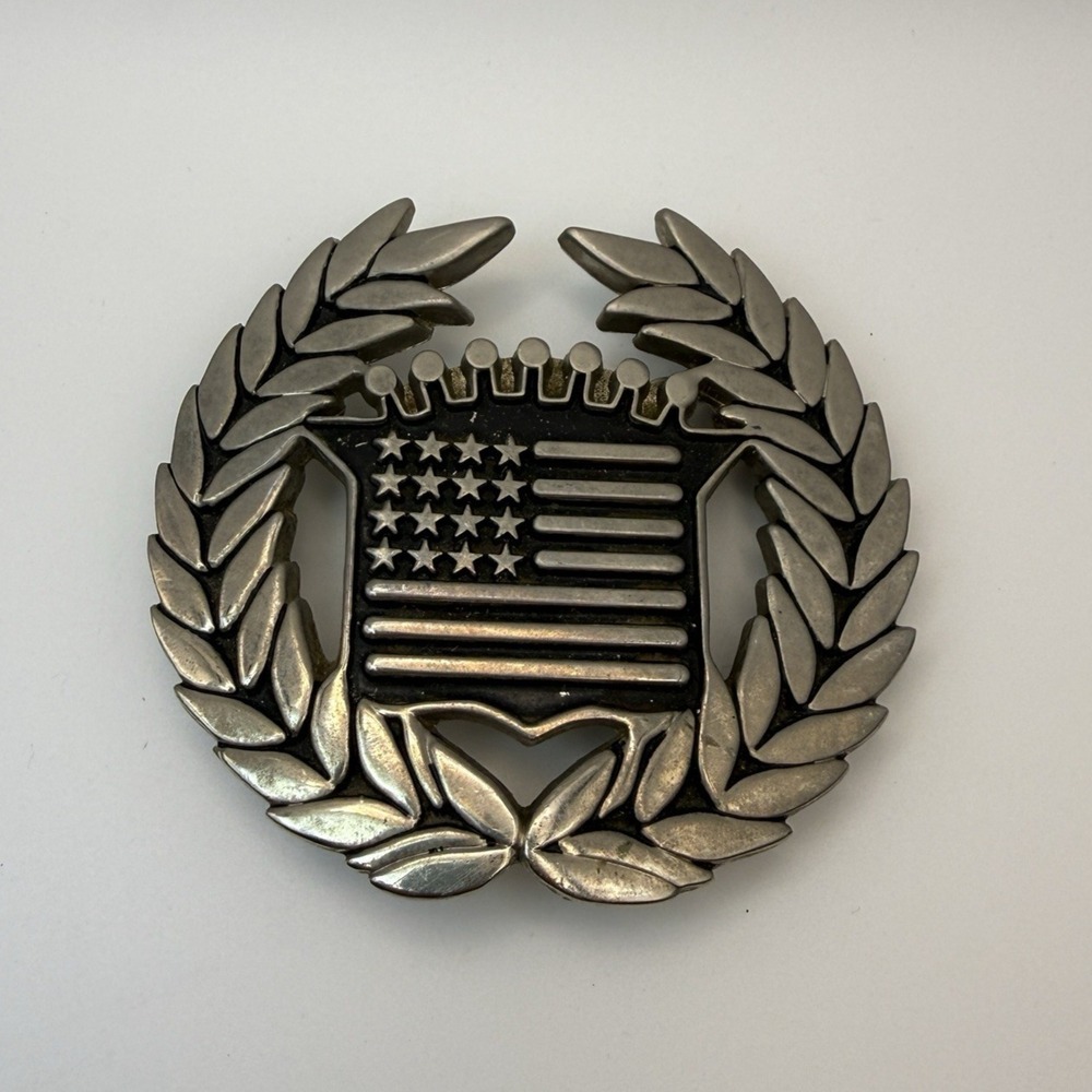 Vtg Y2K Famous Stars and Stripes American Flag Cadillac Chrome Belt Buckle 8387